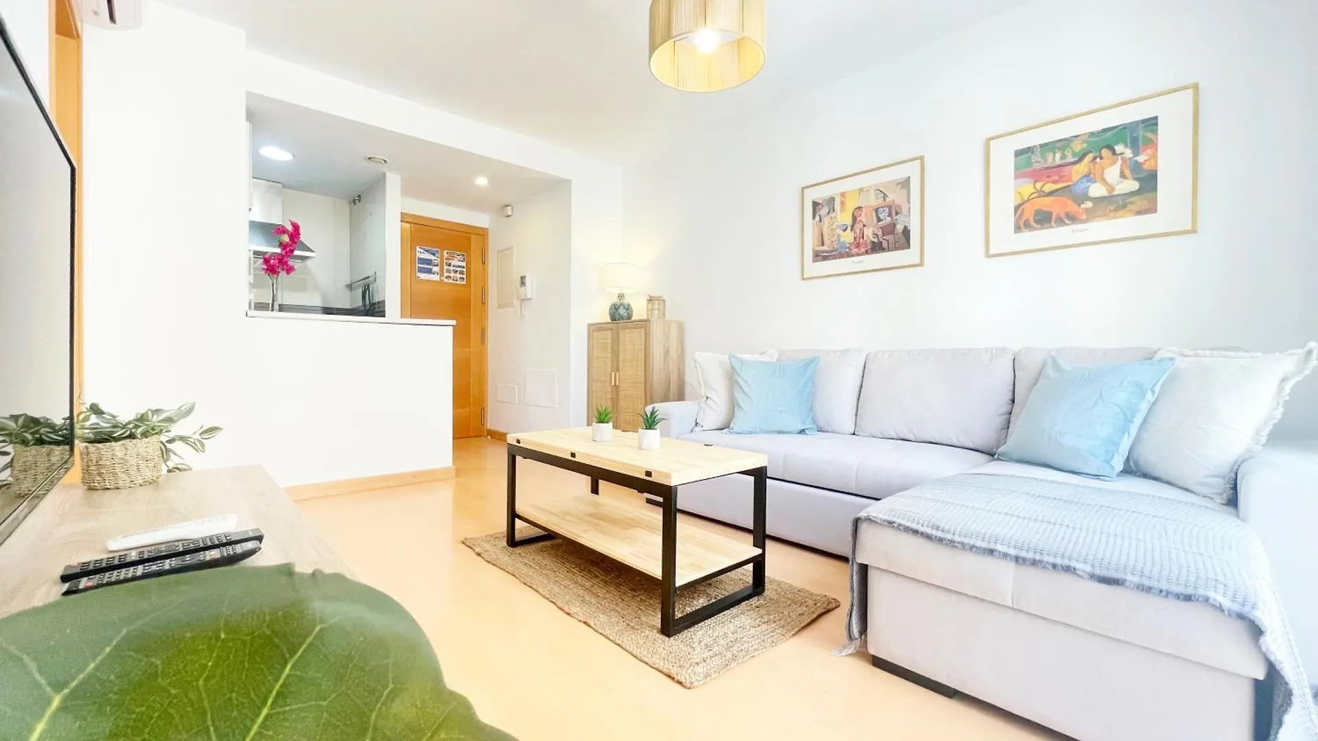Malagadevacaciones - Puerto Apartment Malaga