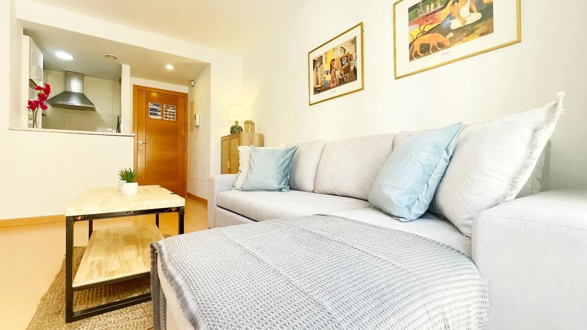 Malagadevacaciones - Puerto Apartment  Malaga